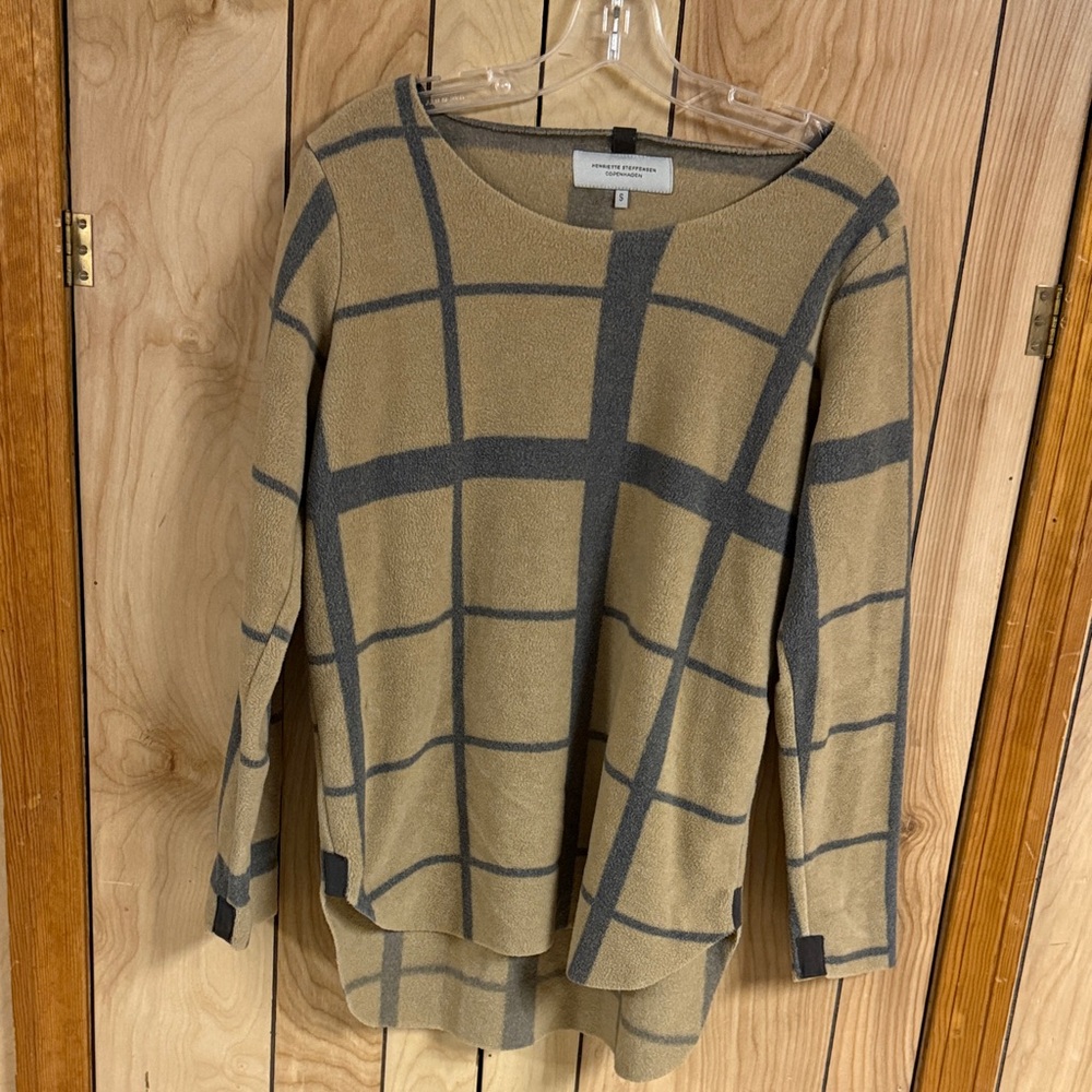 Henriette Steffensen Tan and Gray Plaid  Fleece Sweater Size S